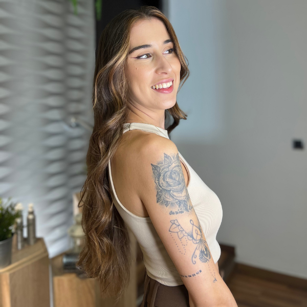 chica sonriendo
